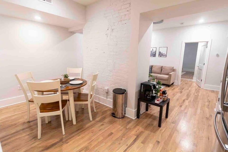 Coffee/tea facilities, Living room, Dining area