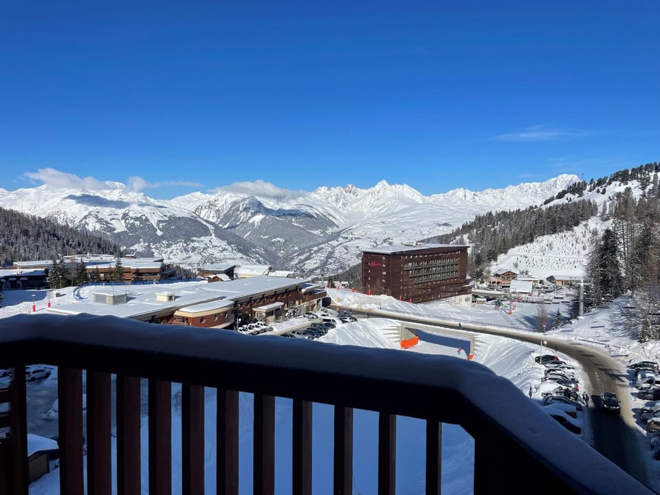 Studio fonctionnel avec balcon, accès direct aux pistes - Plagne Centre Apartment in Mâcot-la-Plagne