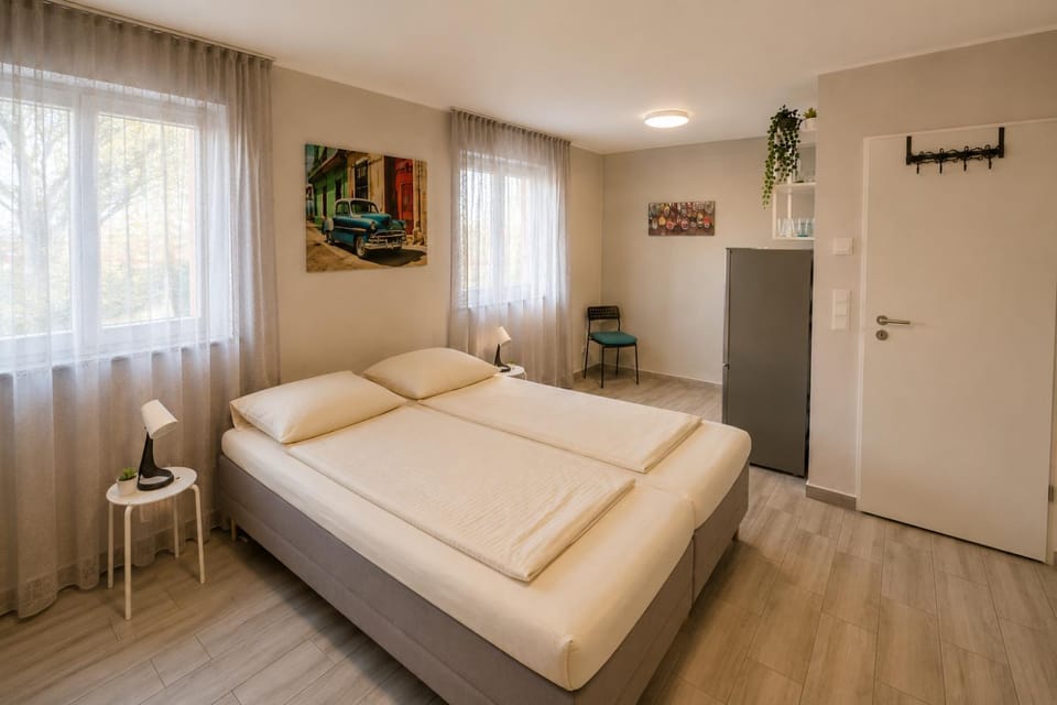 Bed, Photo of the whole room, Bedroom, towels, wardrobe