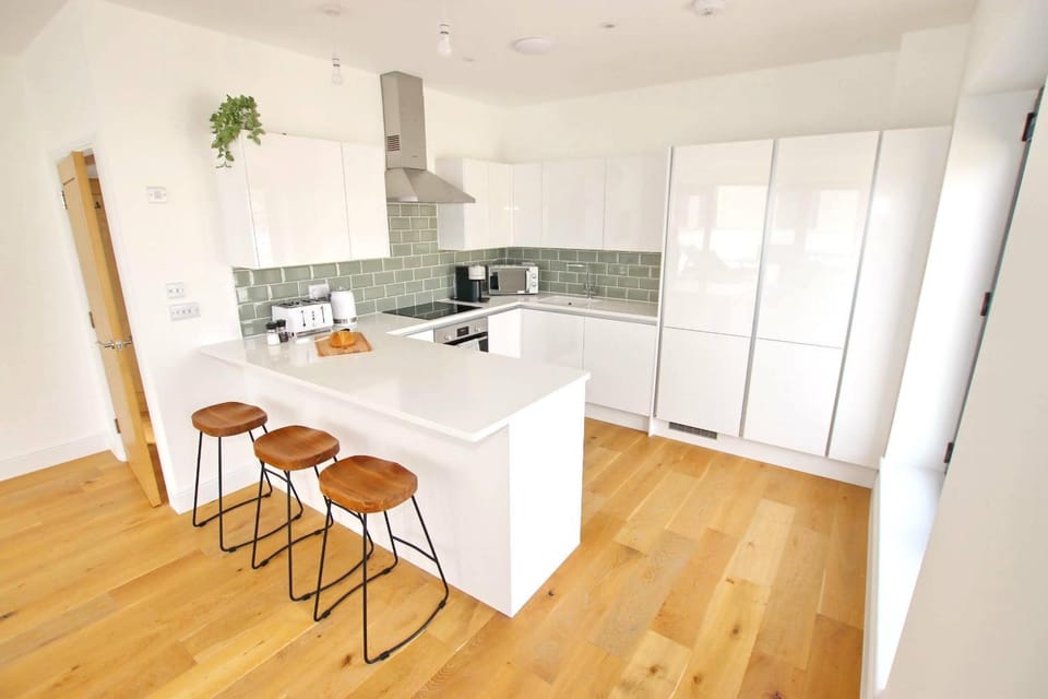 Kitchen or kitchenette, Dining area, dishwasher, minibar, oven, pet friendly, kitchen