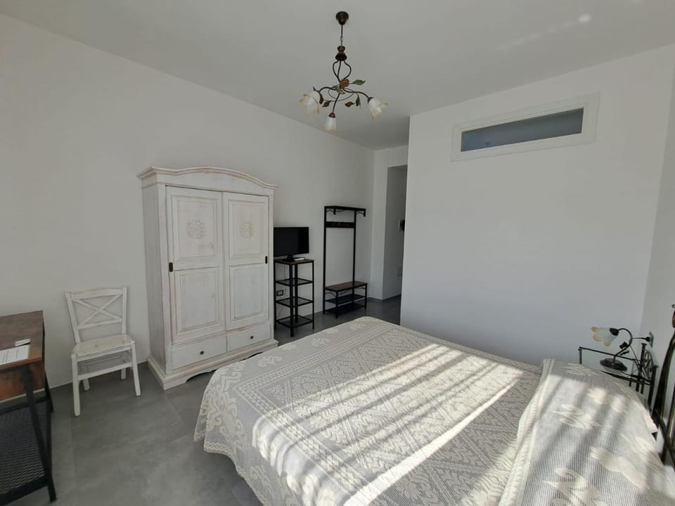 CENTRAL ROOMS TORTOLI' Vacation rental in Sardinia