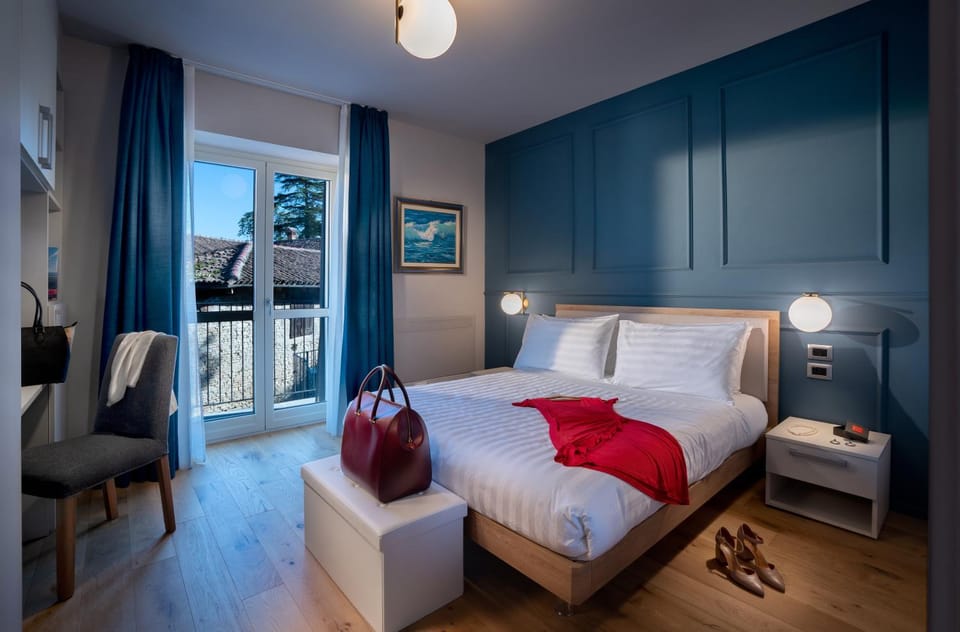 Bed, Balcony/Terrace, Bedroom