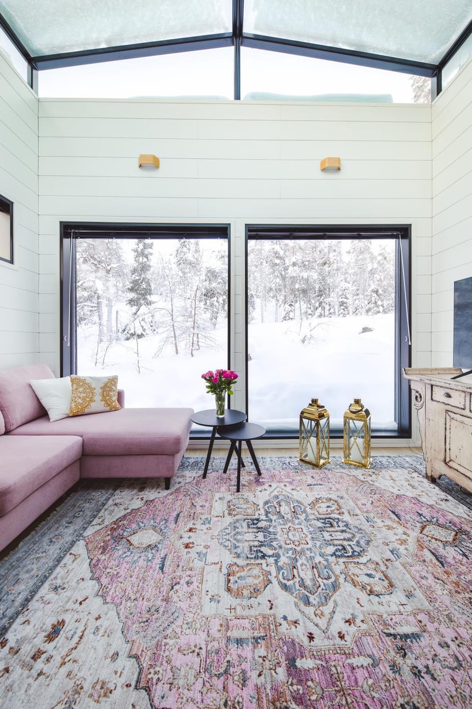 Glass Ceiling Suite Kipinä Villa in Lapland