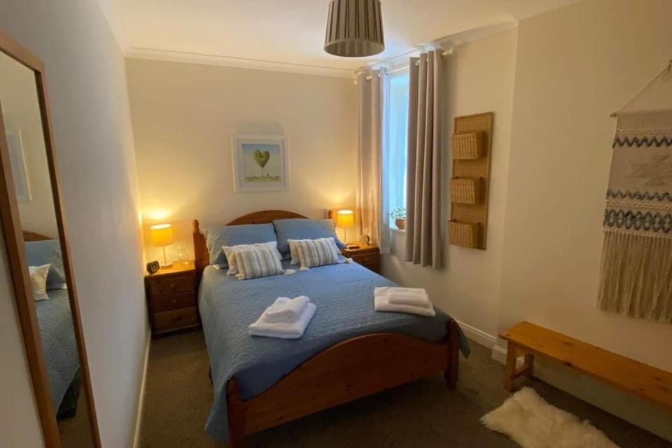 NewburghAprtment Scotland sleeps 4 FirePit Garden Apartment in Scotland