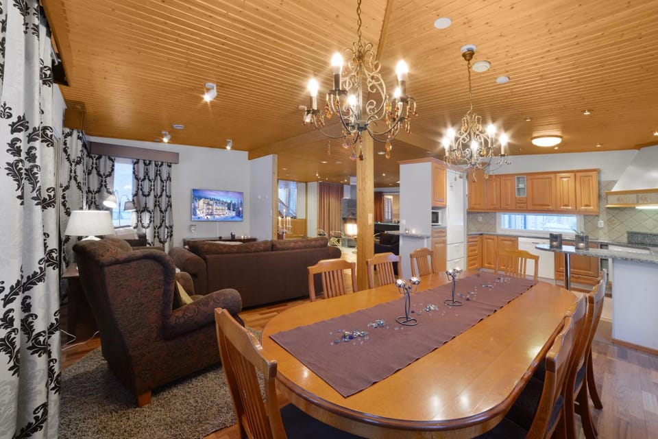 Kitchen or kitchenette, Living room, Dining area