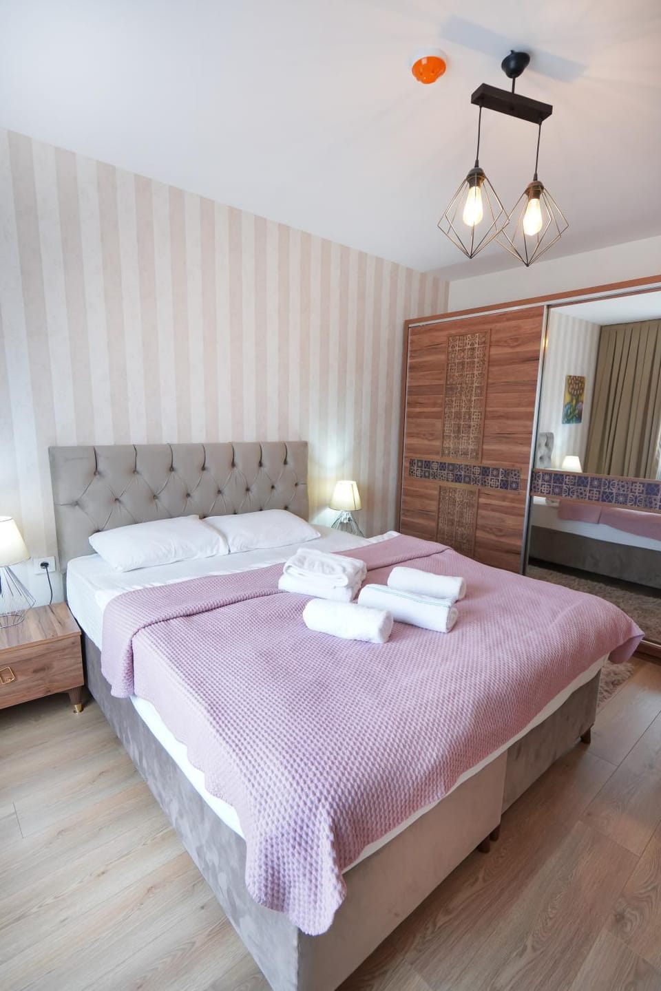 Bed, Photo of the whole room, Bedroom, towels, wardrobe