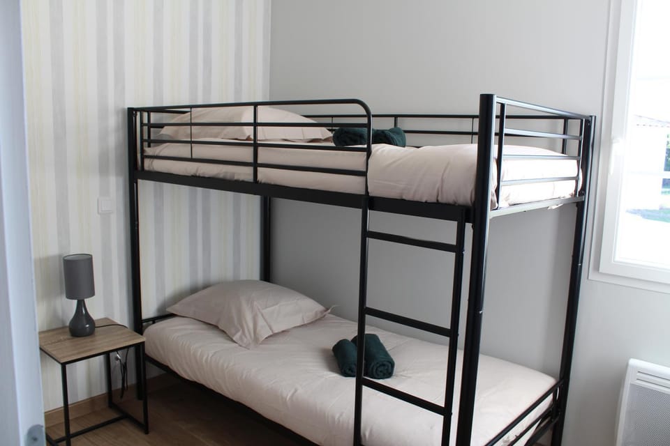 bunk bed