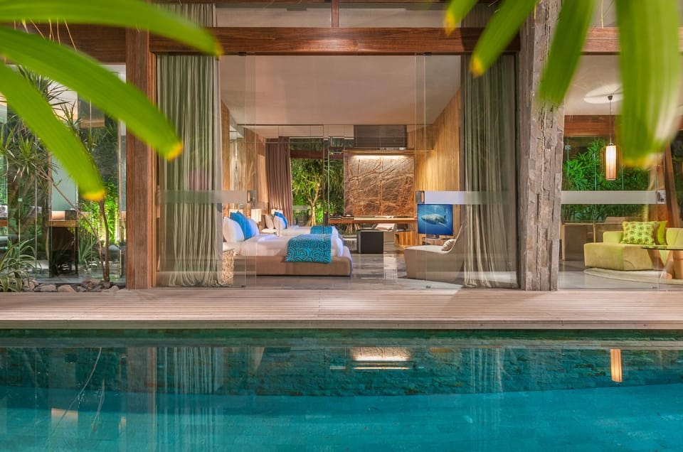 Bedroom, Pool view, Swimming pool