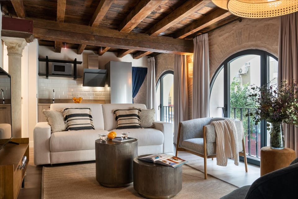 Balcony/Terrace, Kitchen or kitchenette, Living room