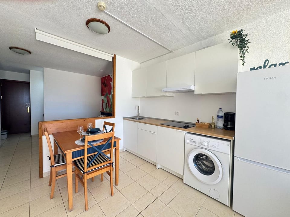 The House of Nonni Ventura - beachfront, ocean view, Wi-Fi, aircon, swimming pool Apartment in Morro Jable