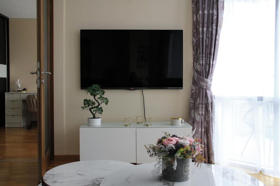 Communal lounge/ TV room, Bed, TV and multimedia, Evening entertainment, Bedroom