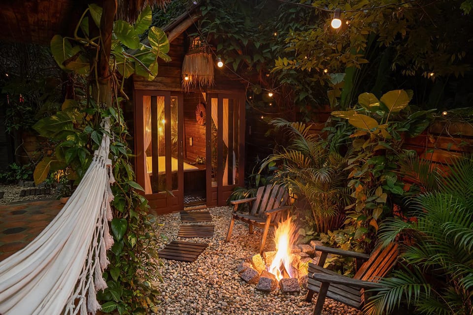 Garden, Hot Tub, Garden view