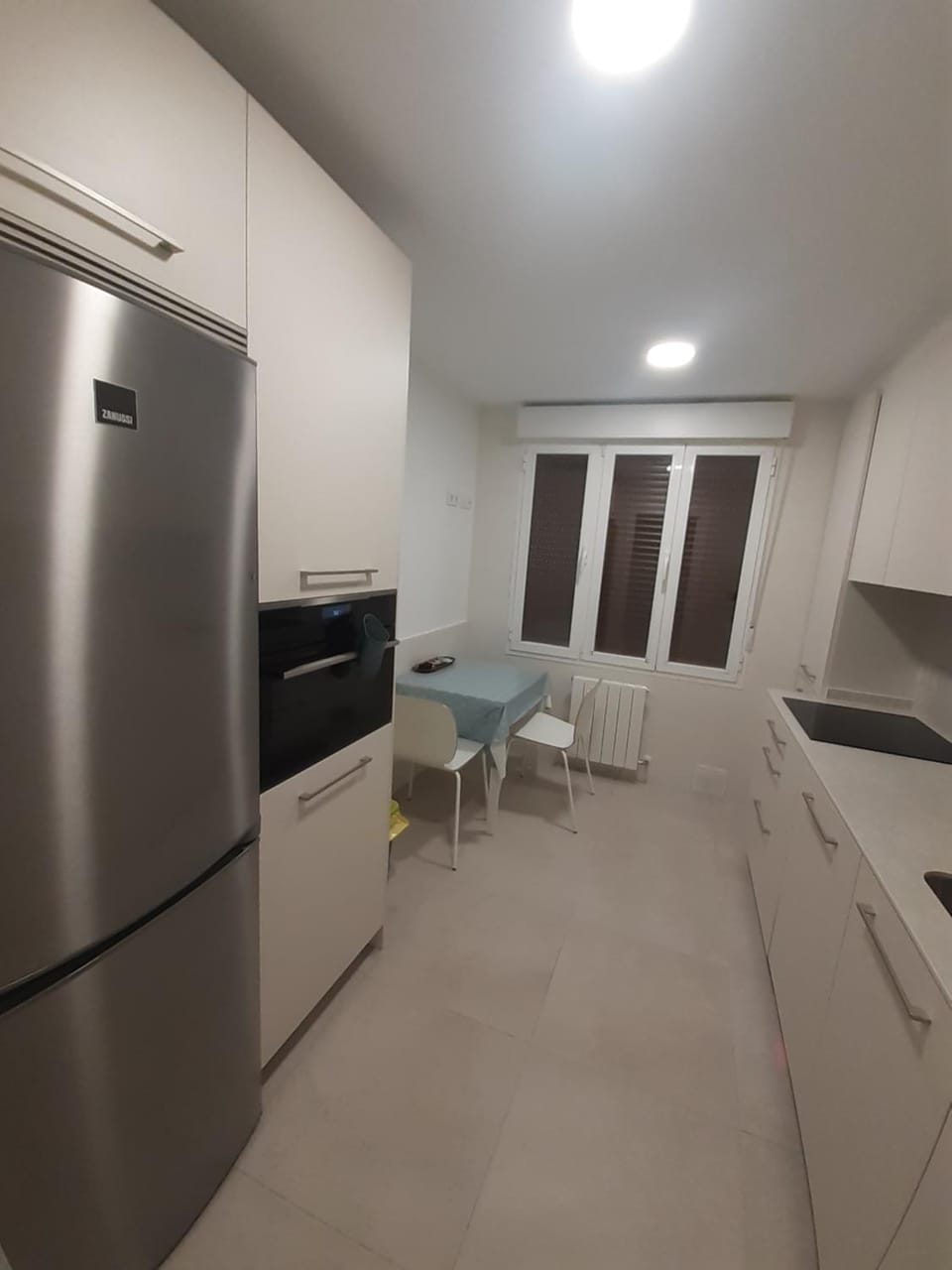 Kitchen or kitchenette, Dining area, minibar, pet friendly, stove
