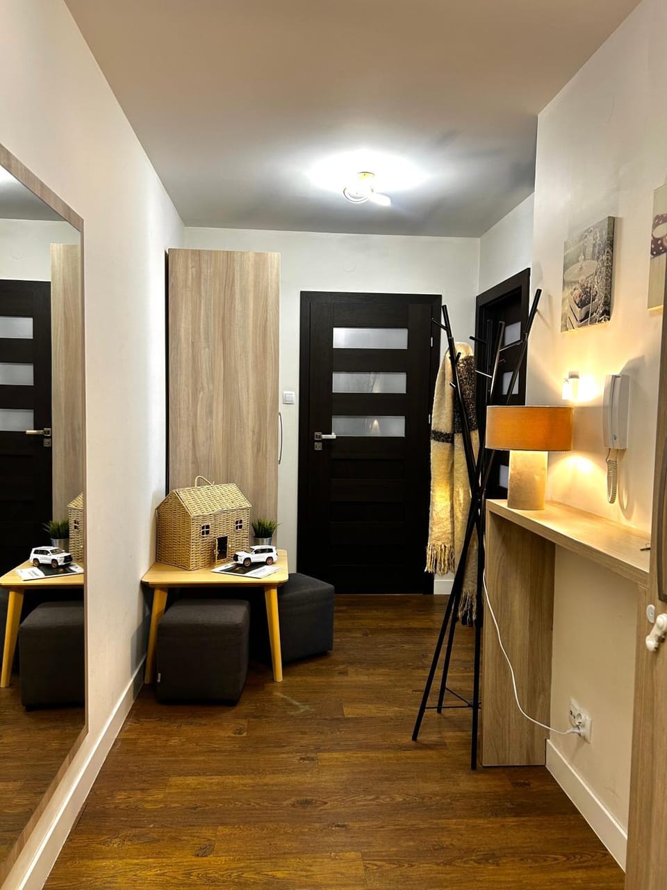 Downtown Apartments Sinatra air-conditioned Apartment in Poland