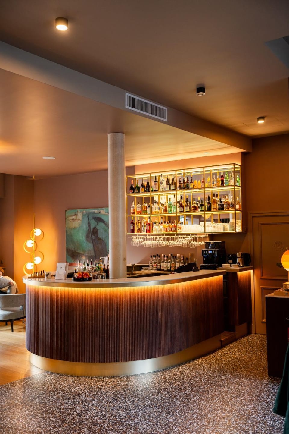 Lounge or bar, Drinks