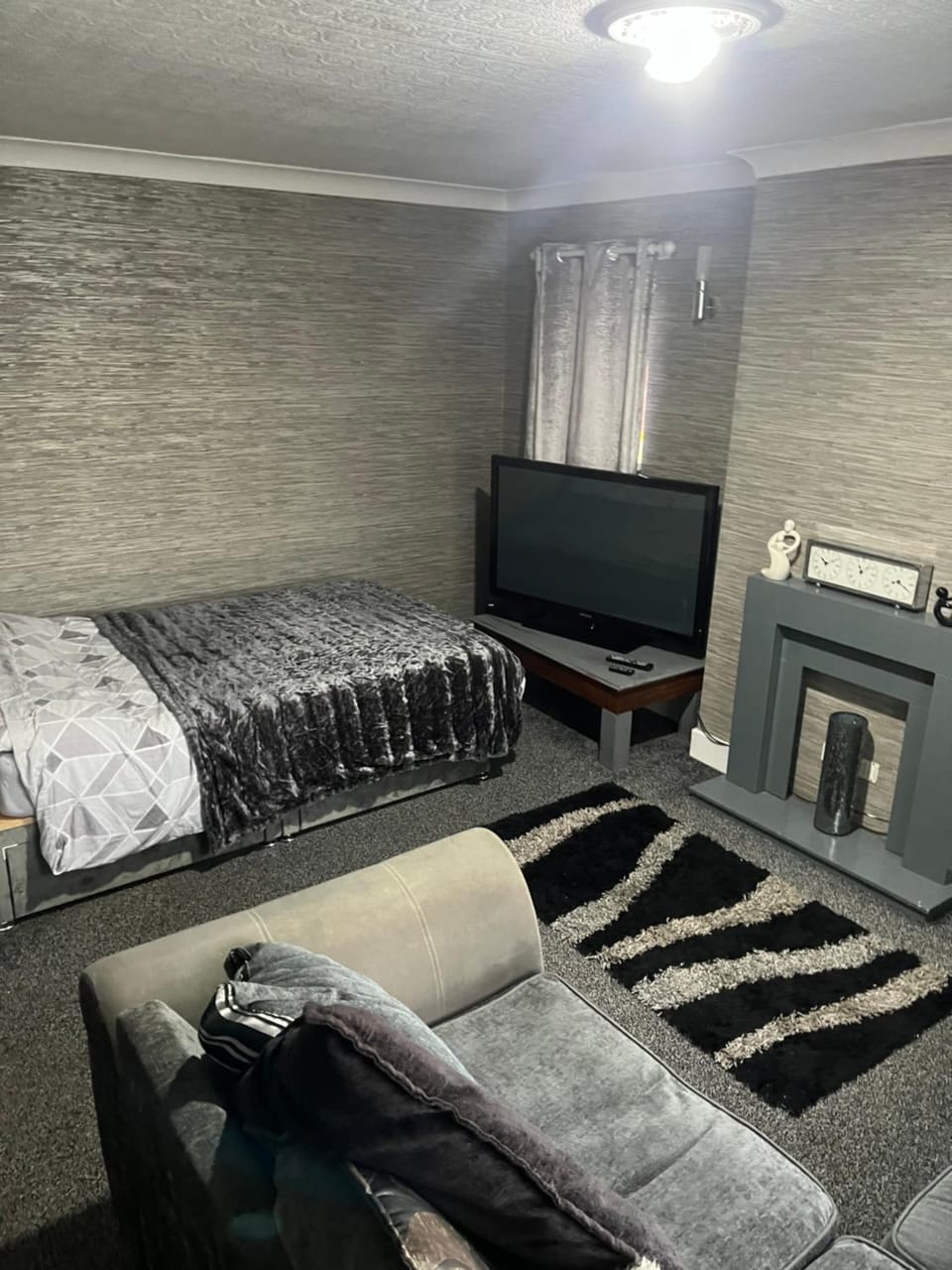 Living room, Bedroom