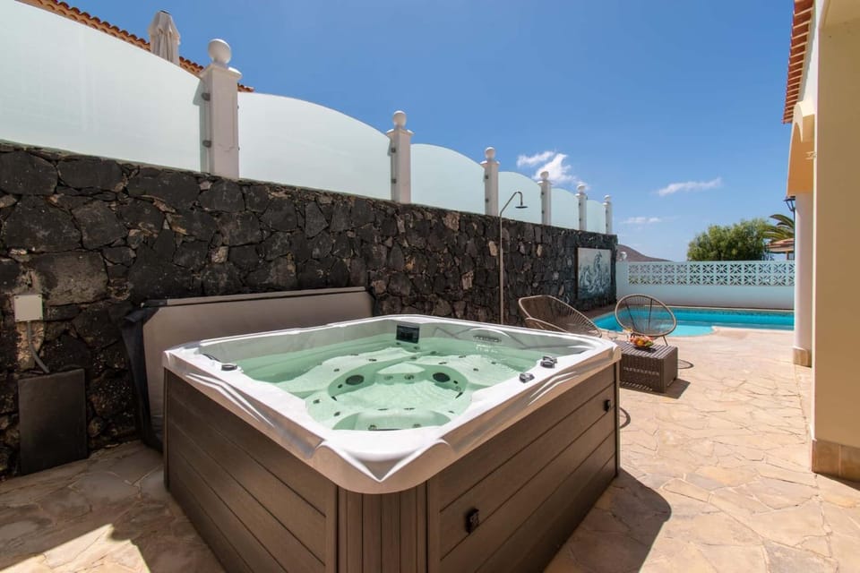 Villa Encantada Villa in Abona