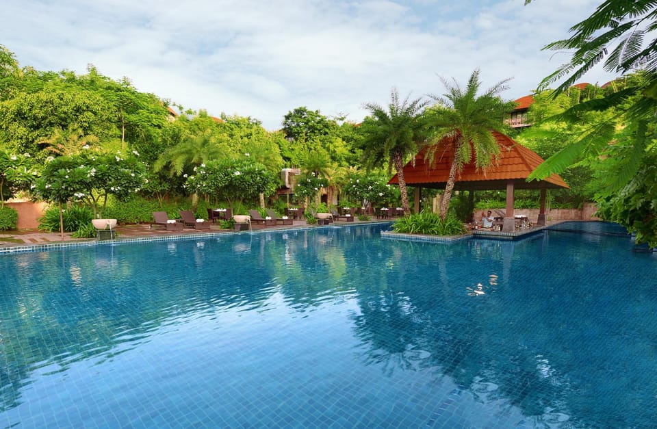 Pool view, Swimming pool, Swimming pool
