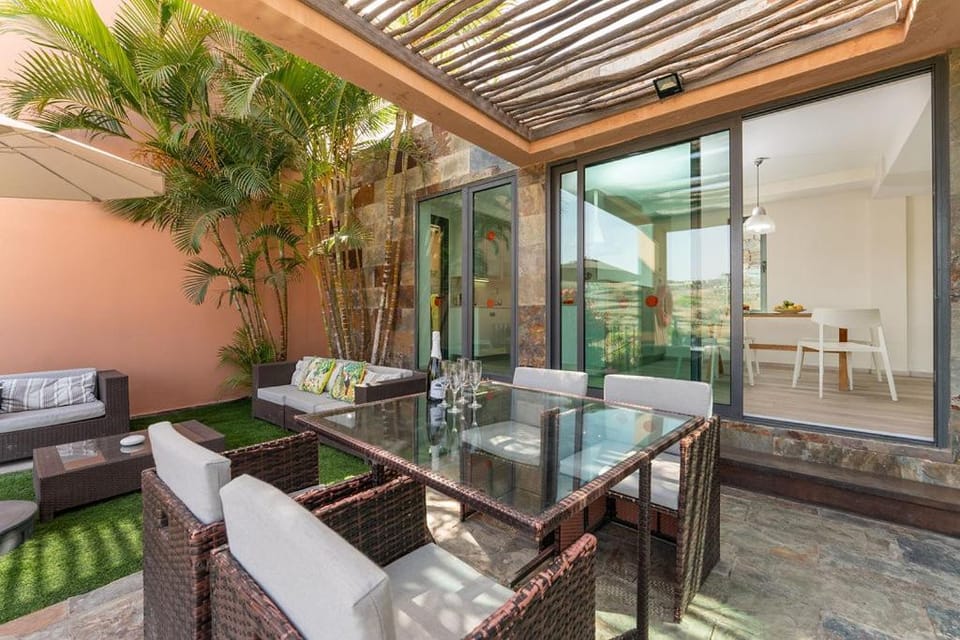 Balcony/Terrace, Dining area
