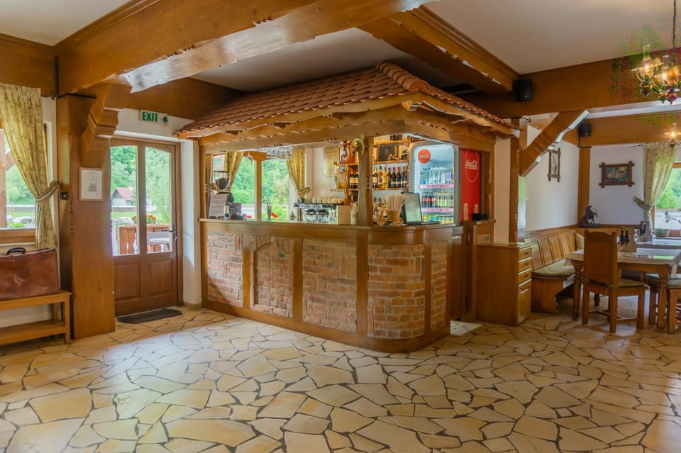 Lounge or bar