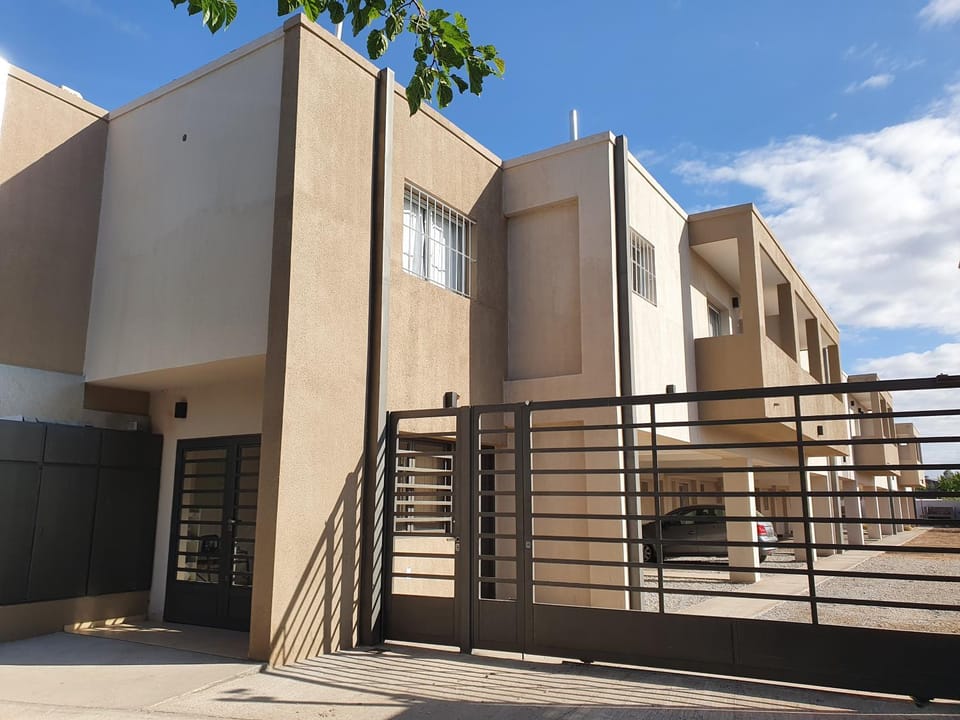 Property building, Facade/entrance, View (from property/room), Balcony/Terrace, Lobby or reception, Parking