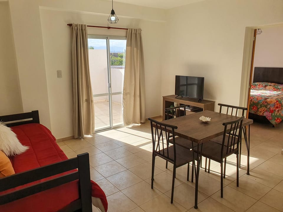 Communal lounge/ TV room, Bed, TV and multimedia, Balcony/Terrace, Living room, Photo of the whole room, Seating area, Dining area, Bedroom, locker, air conditioner