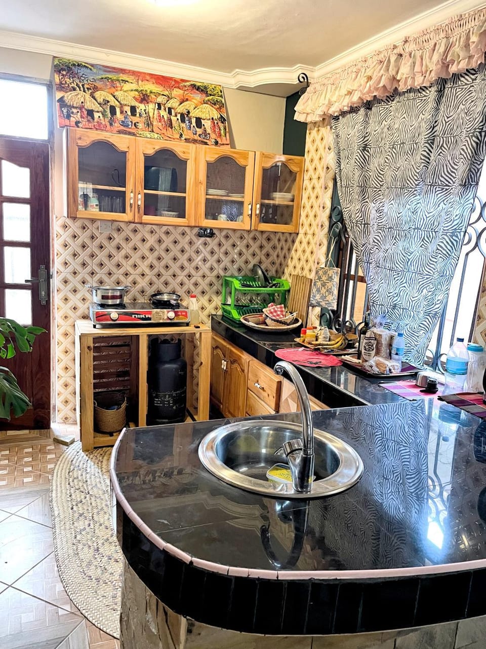 Kitchen or kitchenette