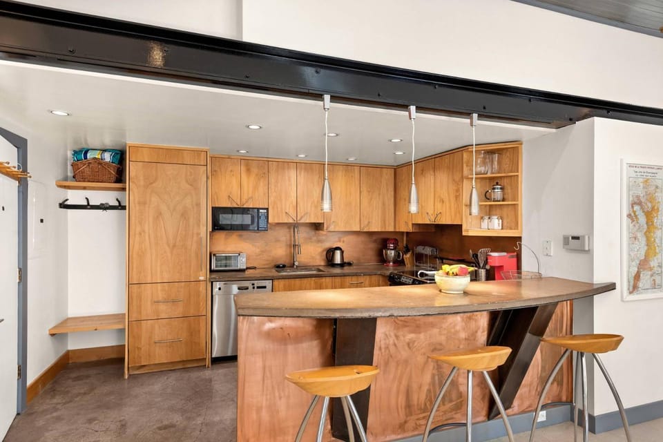 Gavilon Aspen Studio House in Aspen