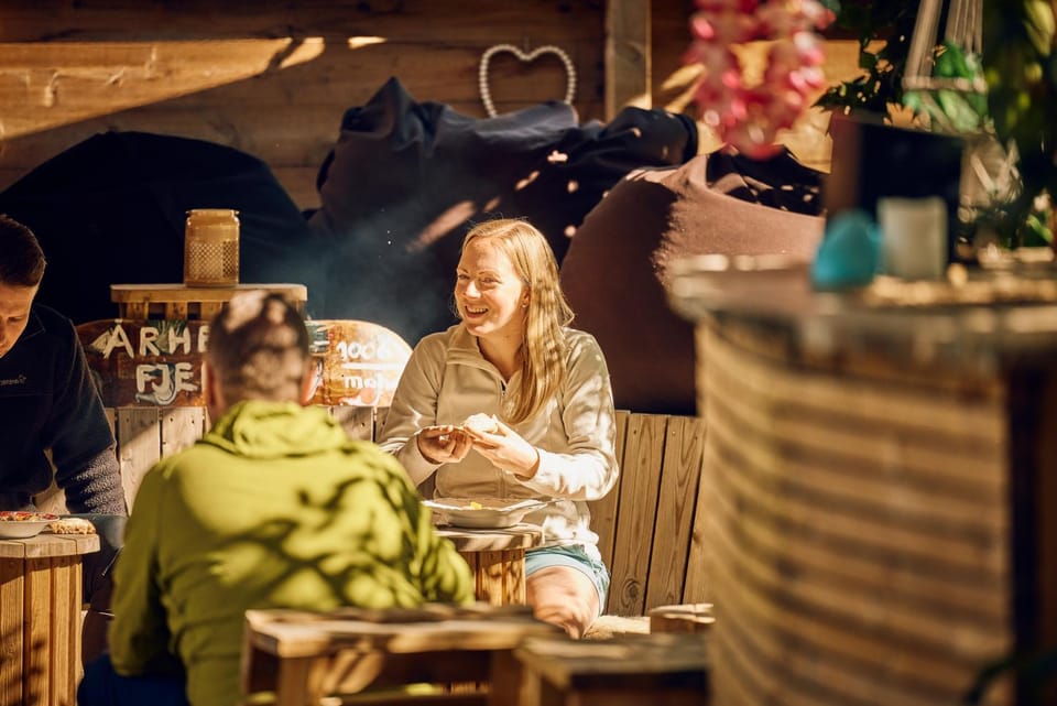 People, Food and drinks, group of guests