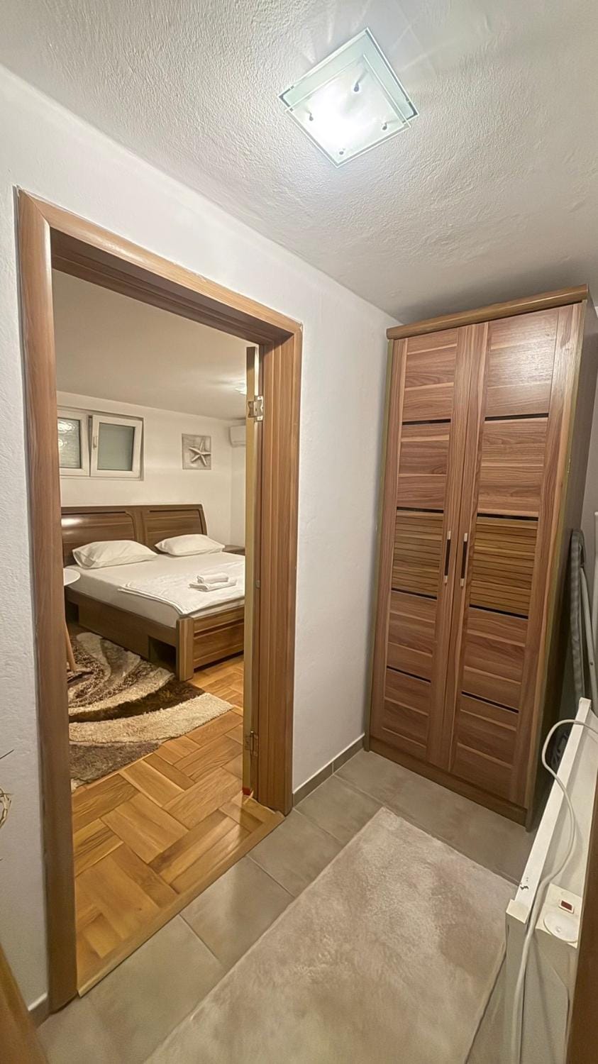 Old Capital Apartment House in Montenegro