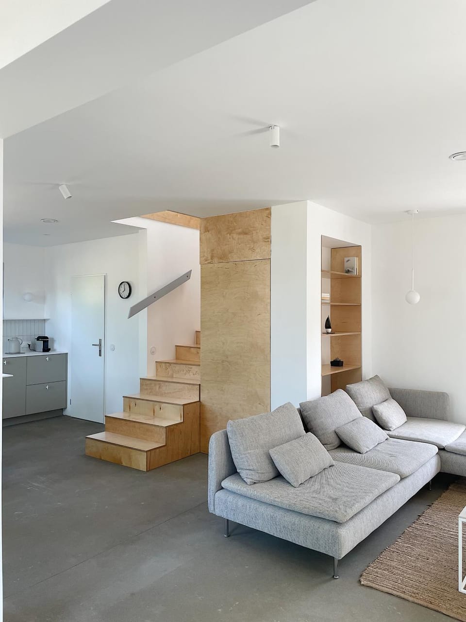 Living room, Seating area