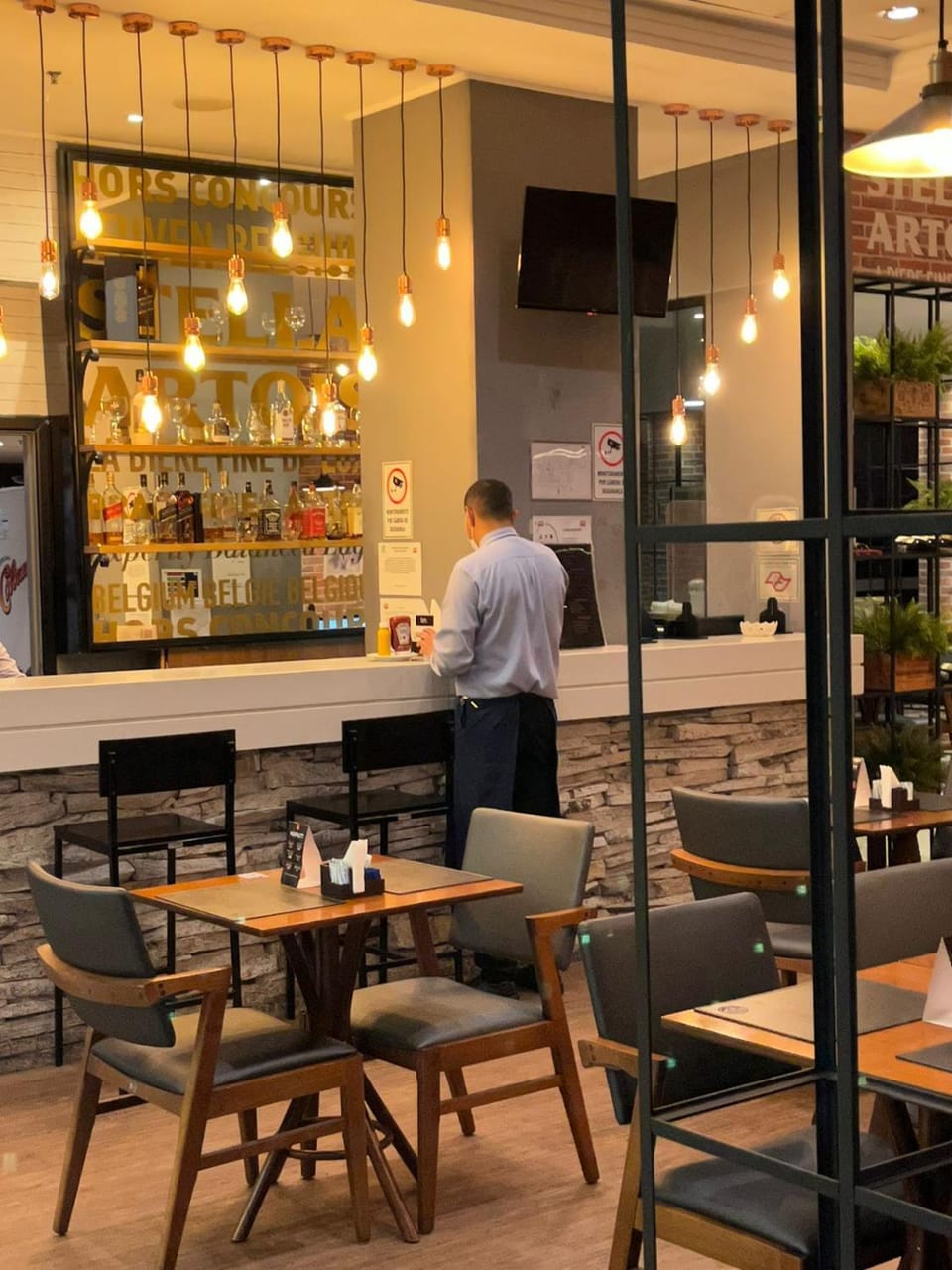 Restaurant/places to eat