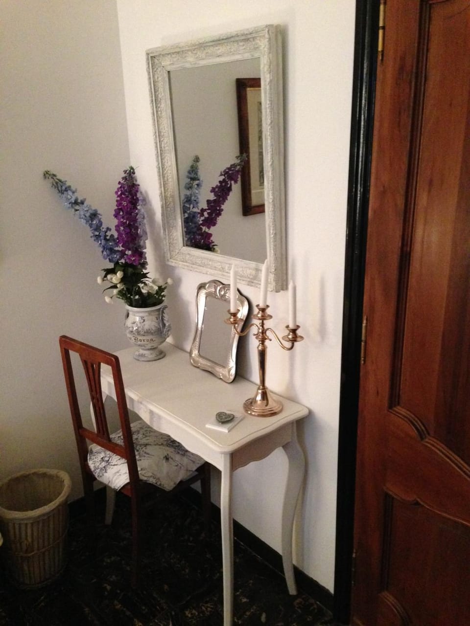 Decorative detail, Bedroom