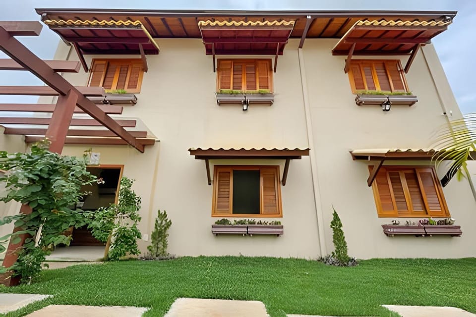 Maravilhosa casa com piscina em Capitólio-MG House in State of São Paulo