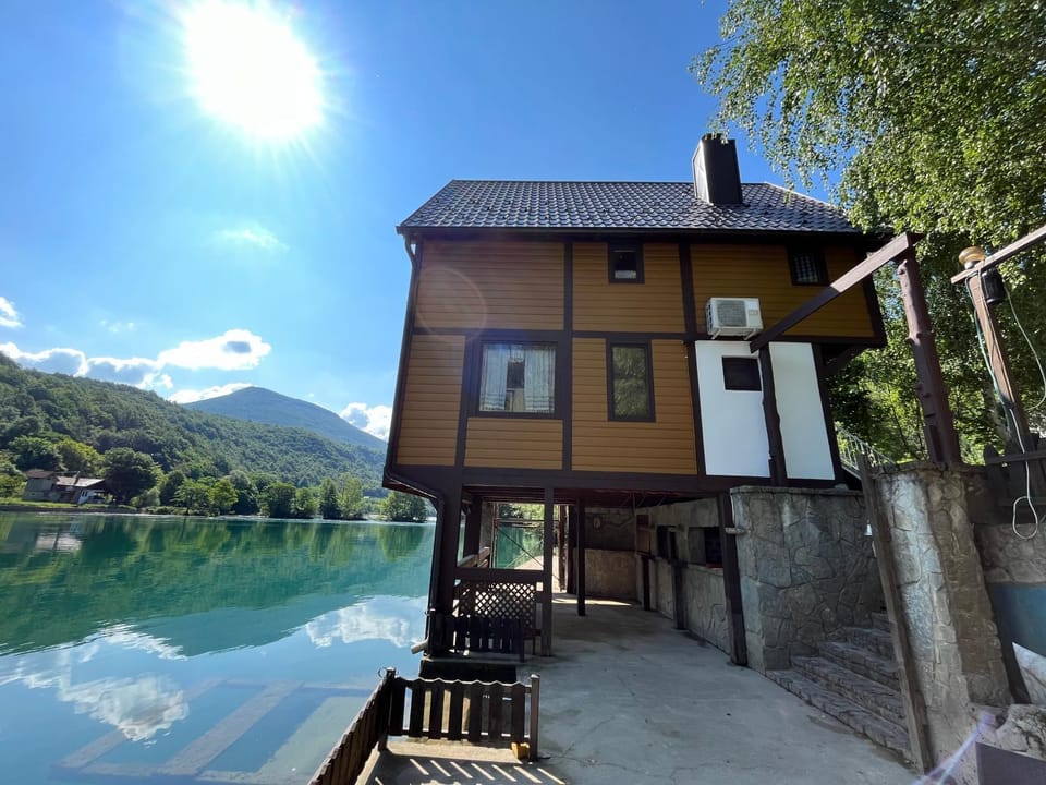Property building, Mountain view, River view