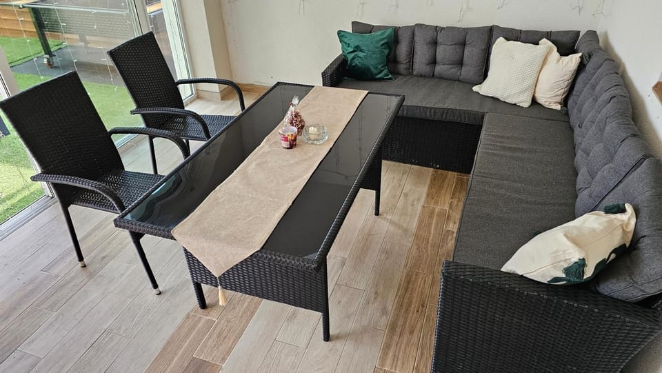 Balcony/Terrace, Seating area
