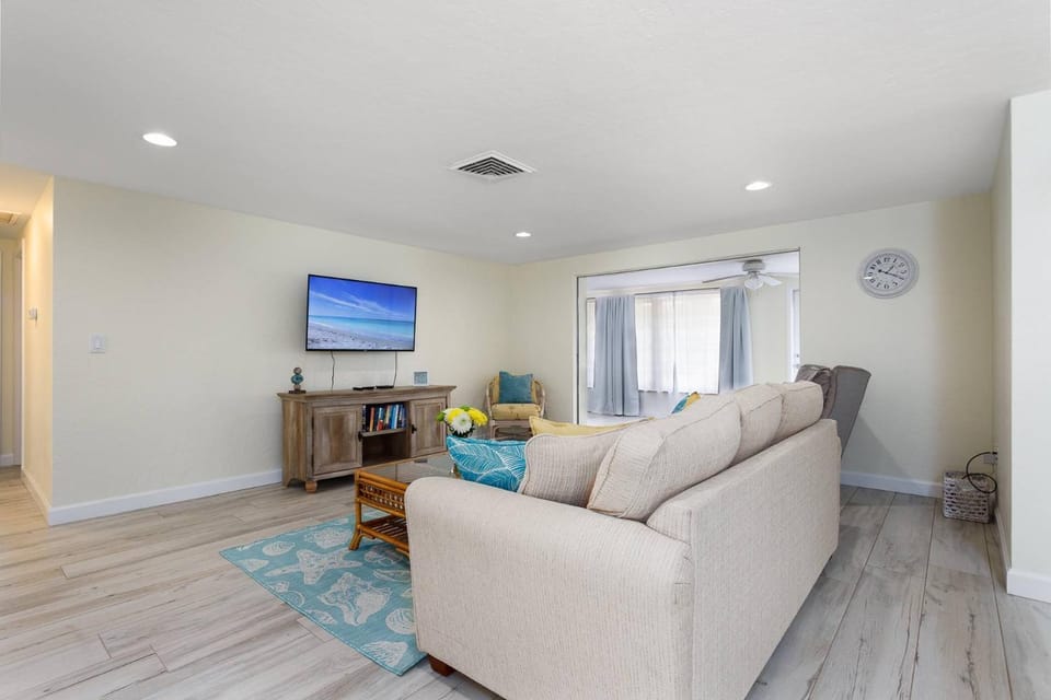 Smooth Sailing House in Gulf Gate Estates