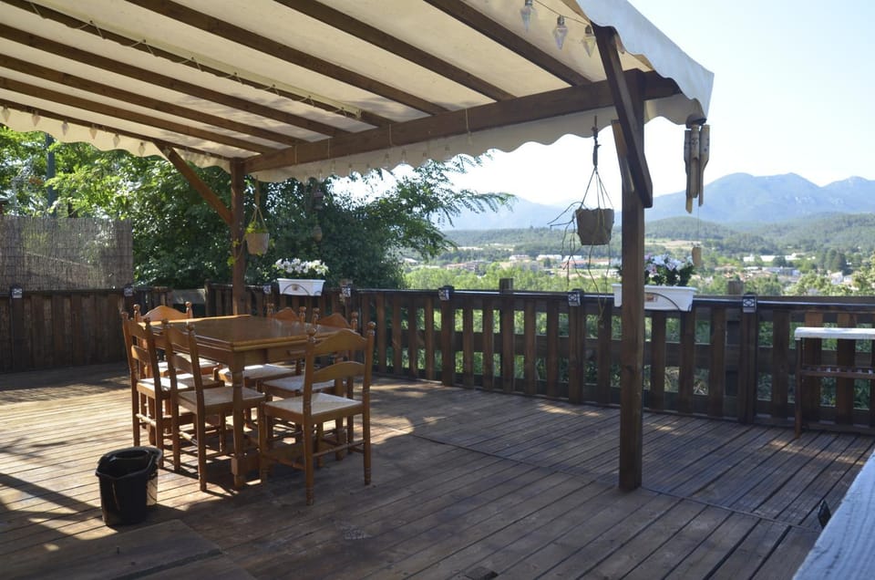 View (from property/room), Balcony/Terrace, Mountain view