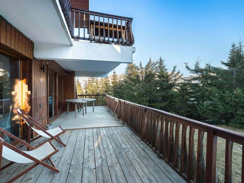 Appartement spacieux avec parking proche des pistes à Courchevel 1850 Apartment in Saint-Bon-Tarentaise