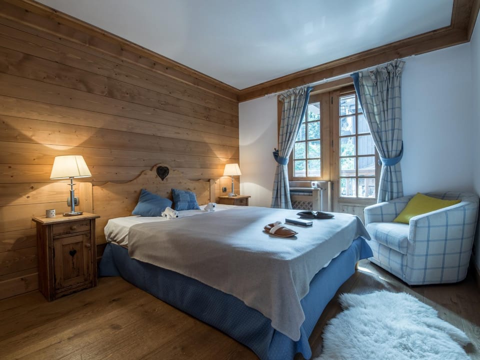 Courchevel 1850 : Élégant Duplex avec Cheminée et WiFi - FR-1-575-146 Apartment in Saint-Bon-Tarentaise