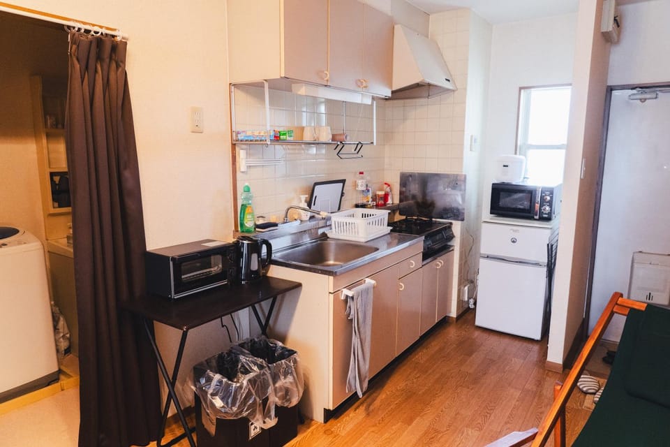 Kitchen or kitchenette, kitchen