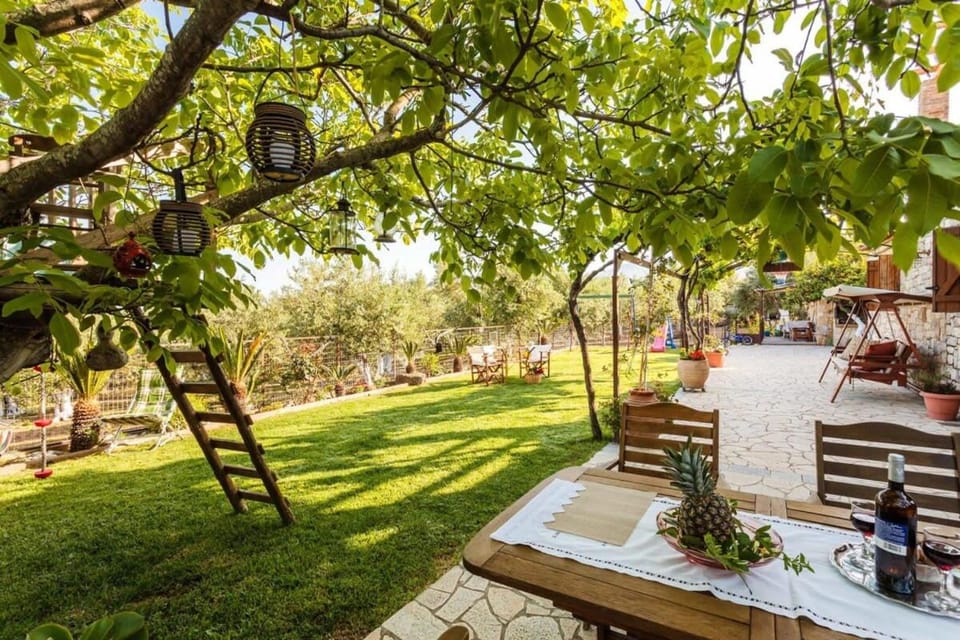 Patio, Garden
