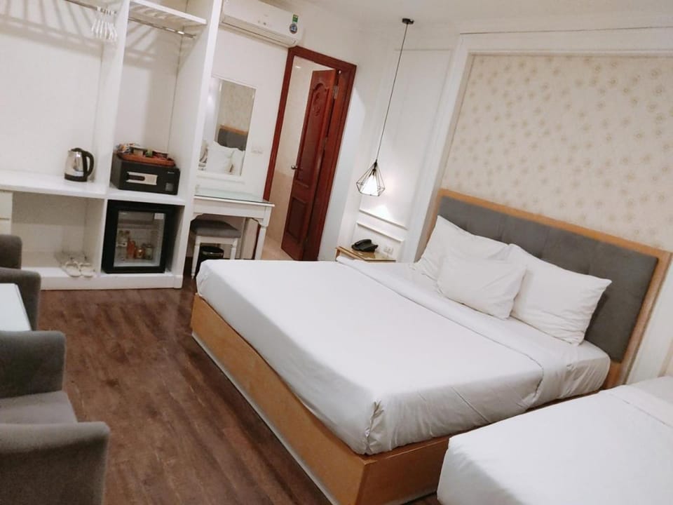 Khách Sạn A83Hotel Hotel in Hanoi