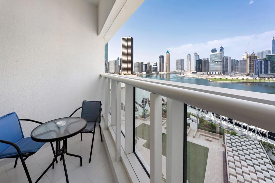 Balcony/Terrace, City view
