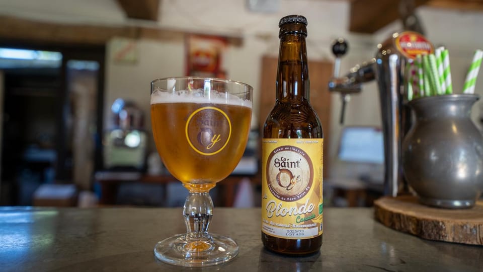 Communal lounge/ TV room, Lounge or bar