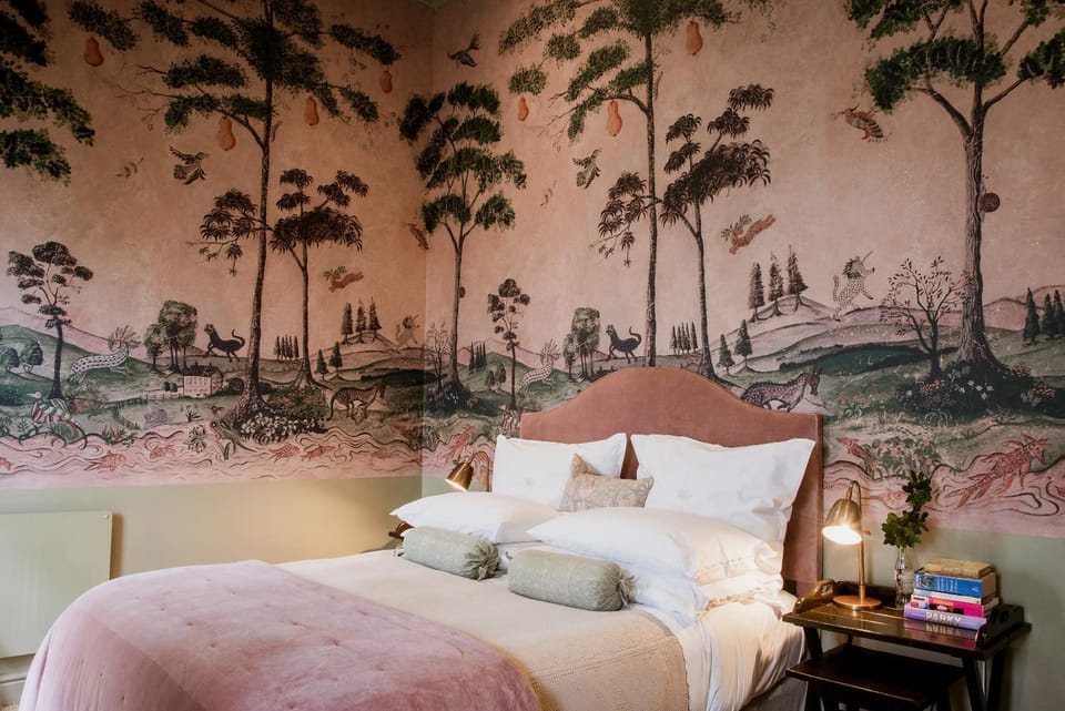 Bed, Decorative detail, Bedroom