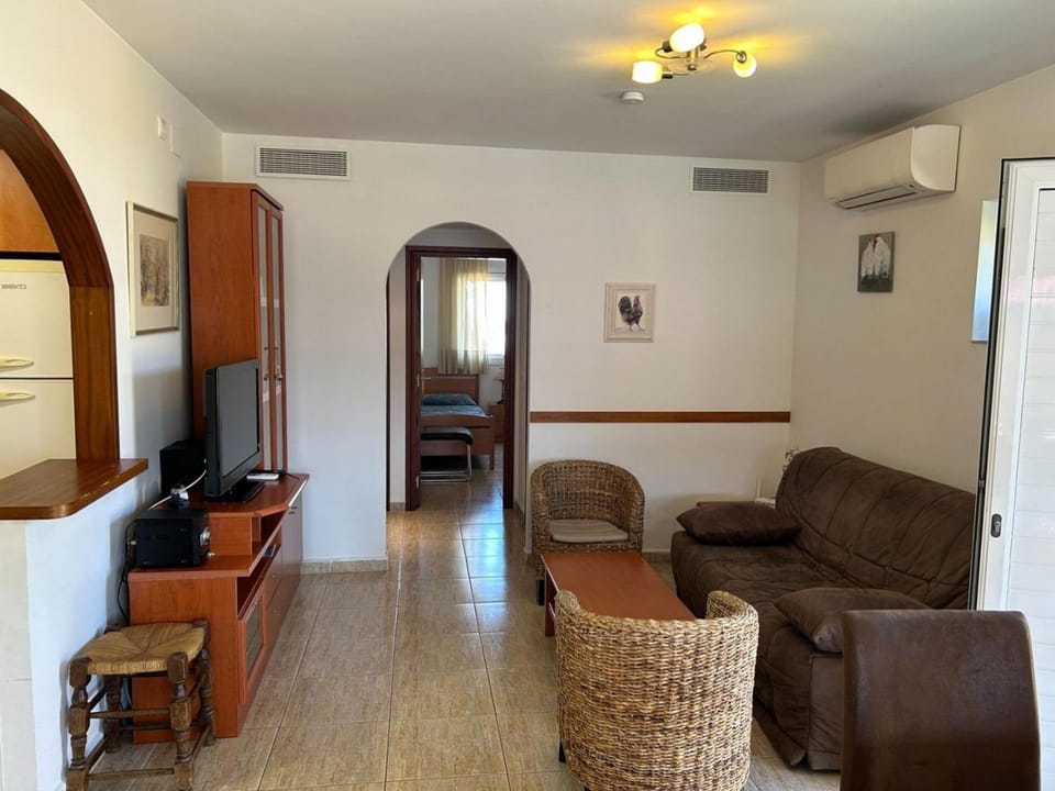 Haus TERANY House in L'Escala