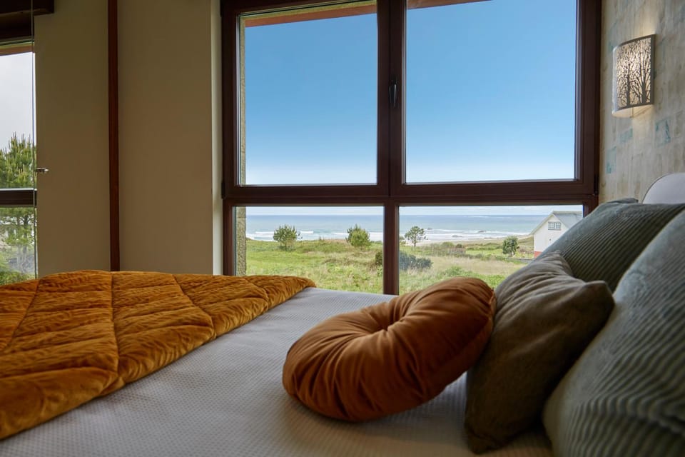 Natural landscape, Photo of the whole room, Bedroom