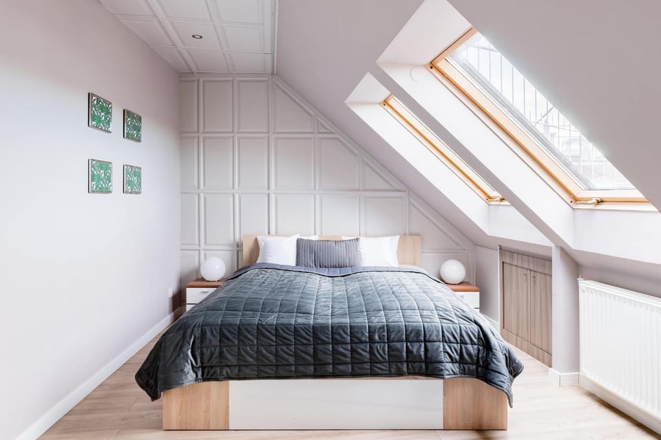 Bedroom, air conditioner