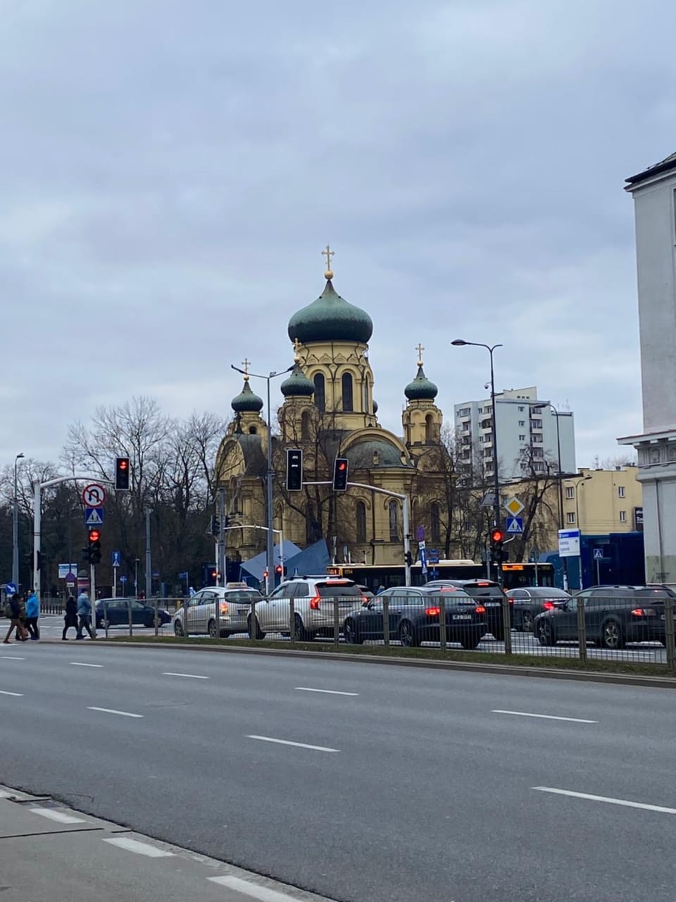 Zwykłe mieszkanie na Wileńska, trzy przystanki do starego miasta,dwa przystanki do szpitala praskiego,одна остановка транспорта до офиса для прохождения теста CES для моряков, wystawiamy faktury dla firmy KSeF Apartment in Warsaw